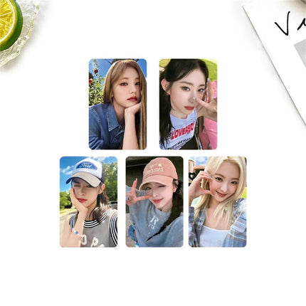 ITZY 2024 Desk Dalendar Card Photocards